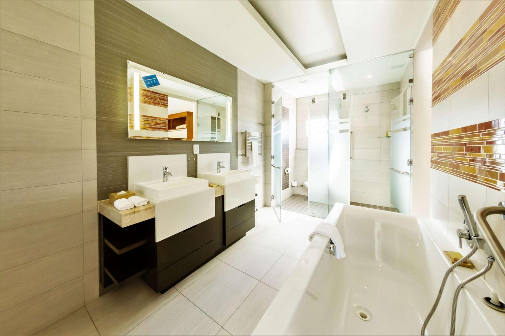 Deluxe King Loft Suite