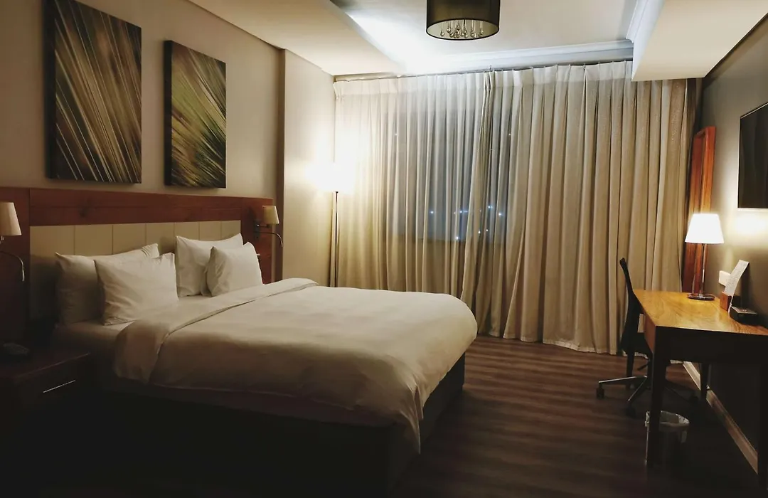 Doubletree By Hilton Cape Town Upper Eastside-1